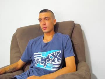 Yang___ Chaturbate stream image from May 13, 2025