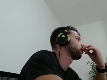 Leozinhohd Chaturbate stream image from May 13, 2025