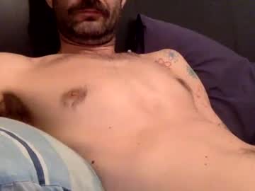 Amued_Mushroom Chaturbate stream image from May 13, 2025