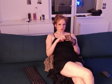 Ashleycreamy Chaturbate stream image from May 13, 2025