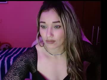 Candy_Love09 Chaturbate stream image from May 13, 2025