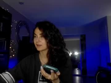 Lorenlovely Chaturbate stream image from May 13, 2025