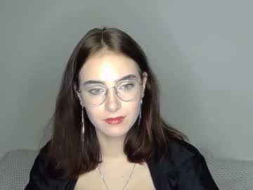 Mila_Keyy Chaturbate stream image from May 13, 2025