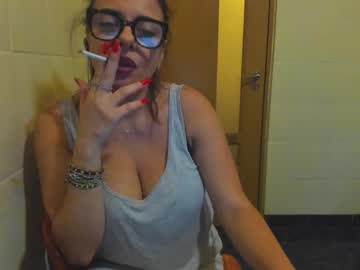 Toomistress1 Chaturbate stream image from May 13, 2025