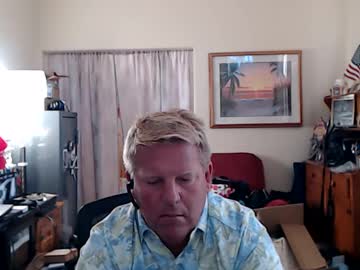 Hardblondcouplehawaii Chaturbate stream image from May 14, 2025