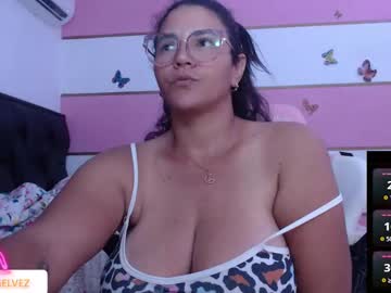 Tatis_Gelvez2 Chaturbate stream image from May 14, 2025