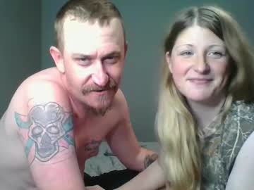 Buckanddoe9820 Chaturbate stream image from May 14, 2025