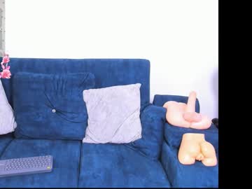 Crhis_Naughty Chaturbate stream image from May 14, 2025