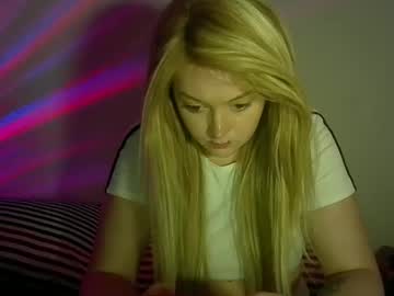 Amysview Chaturbate stream image from May 14, 2025