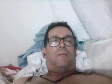 Buchs32 Chaturbate stream image from May 14, 2025