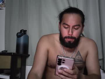Geniozx Chaturbate stream image from May 14, 2025