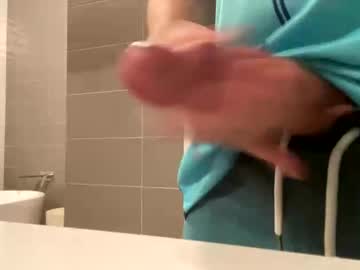 Hungrybrent Chaturbate stream image from May 14, 2025