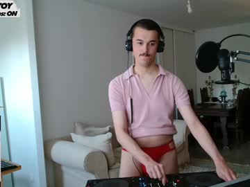 Eliasgripx Chaturbate stream image from May 14, 2025