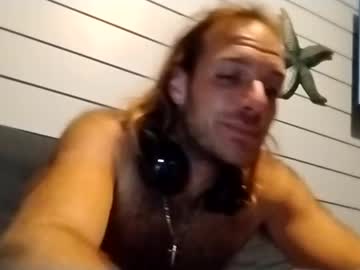 Italianwerewolf Chaturbate stream image from May 14, 2025
