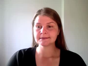 Caroline_Love13 Chaturbate stream image from May 14, 2025