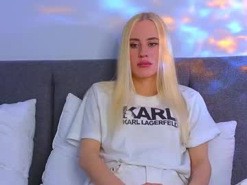 Erikagibson Chaturbate stream image from May 14, 2025