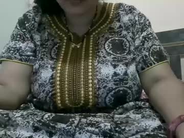 Dishabhabhikagarry Chaturbate stream image from May 14, 2025