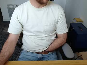 Wooyay Chaturbate stream image from May 14, 2025