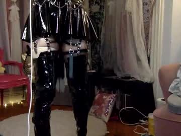 Bellamei Chaturbate stream image from May 14, 2025