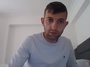 Mylife012 Chaturbate stream image from May 14, 2025