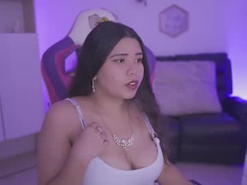 Nia_03_ Chaturbate stream image from May 14, 2025