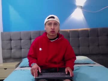 Trainner_ Chaturbate stream image from May 14, 2025