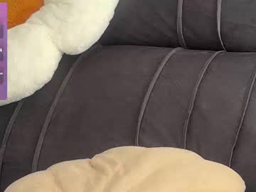 Mimifoxz Chaturbate stream image from May 14, 2025