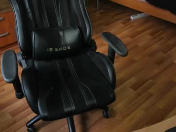 Dylaws Chaturbate stream image from May 14, 2025