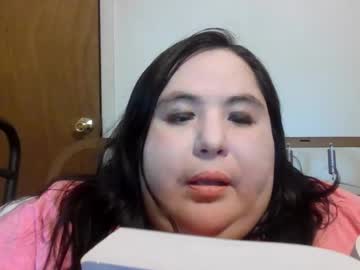 Cheyaalina Chaturbate stream image from May 14, 2025
