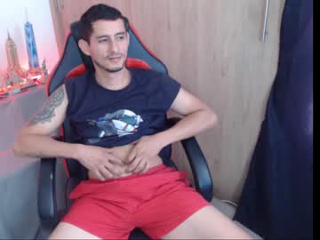 Juanhot1303 Chaturbate stream image from May 14, 2025