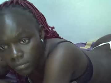 Lora_Amor Chaturbate stream image from May 14, 2025