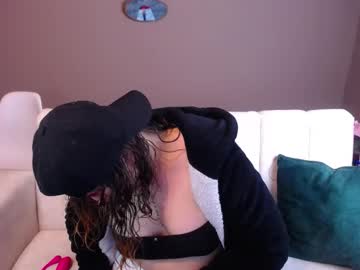 Feelina_Firesoul Chaturbate stream image from May 14, 2025