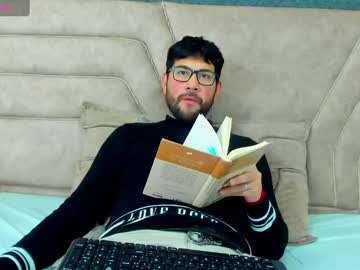 Kairos_Evans Chaturbate stream image from May 14, 2025