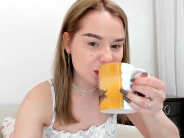 Mindyfly_ Chaturbate stream image from May 14, 2025