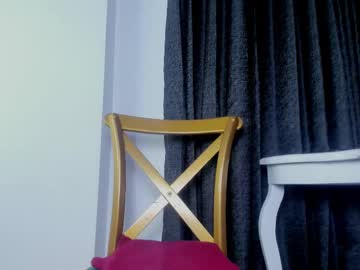 Halley_Raven Chaturbate stream image from May 14, 2025