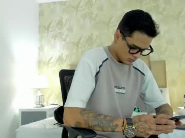 Joshua_Kinng_ Chaturbate stream image from May 14, 2025