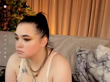 Randidelmore Chaturbate stream image from May 14, 2025