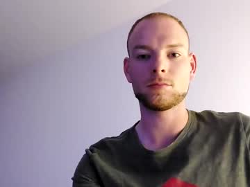 Dusnow16 Chaturbate stream image from May 14, 2025
