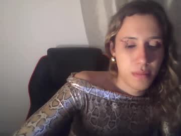 Pandarkgirl Chaturbate stream image from May 14, 2025