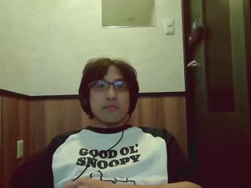 Yuta2231 Chaturbate stream image from May 15, 2025