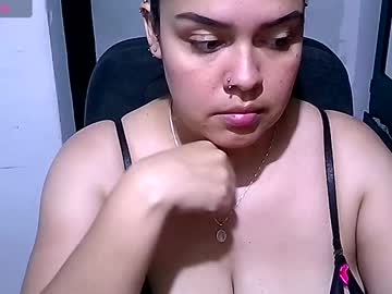 Karlaroberts7 Chaturbate stream image from May 15, 2025