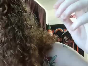 Fairyonacid97 Chaturbate stream image from May 15, 2025