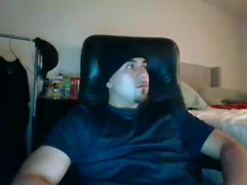 Jilmmartinez Chaturbate stream image from May 15, 2025