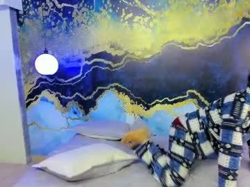Oversized_Guy Chaturbate stream image from May 15, 2025