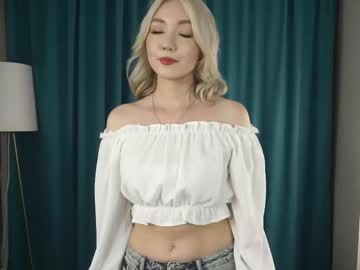 Ann_Alliston Chaturbate stream image from May 15, 2025