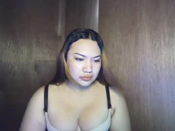 Itsyour_Veronica Chaturbate stream image from May 15, 2025