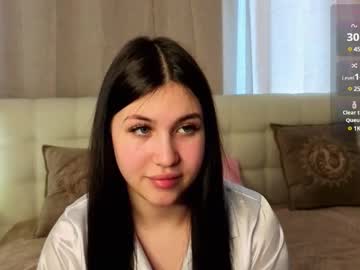 Loishilby Chaturbate stream image from May 15, 2025