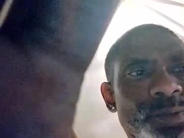Robbkanoly Chaturbate stream image from May 15, 2025