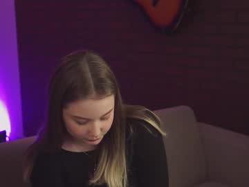 Sandrahardin Chaturbate stream image from May 15, 2025