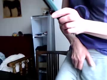 Fernrichard Chaturbate stream image from May 15, 2025